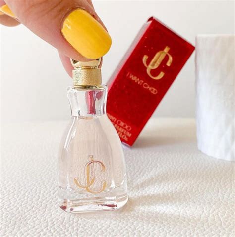 i want choo fragrantica